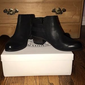 NEW Black Steve Madden Bootie- Kendall Size 7.5